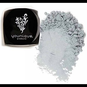 Younique Moodstruck Minerals Pigment - Naive